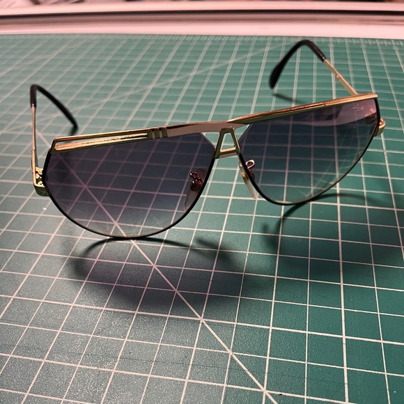 Cazal 954 Purple Gradient Tint Lenses Gold Metal Frame Vintage Sunglasses - Picture 1 of 7